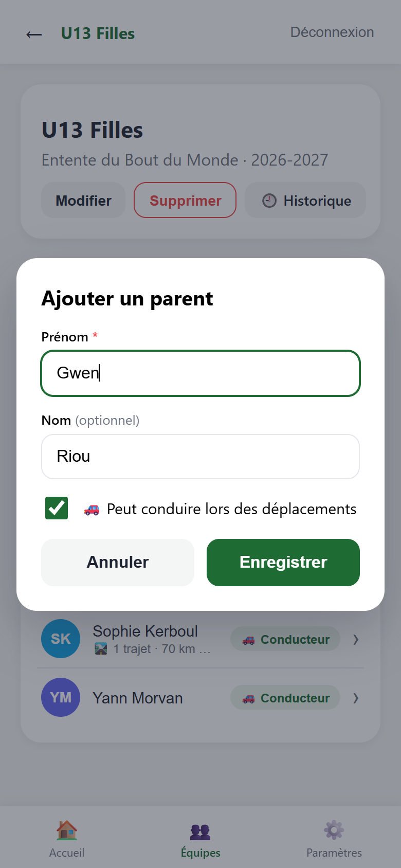 Fenêtre Ajouter un parent avec prénom, nom et la case Peut conduire cochée